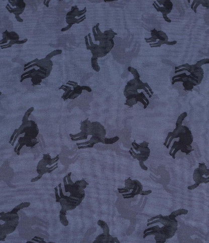 This is a grey chiffon pinup style hair scarf that has hunched black cats on it.